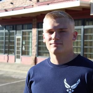 Meet your Posher, Brady